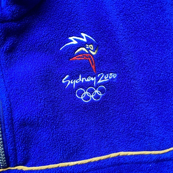 Vintage Olympics Pullover - Picture 2 of 4